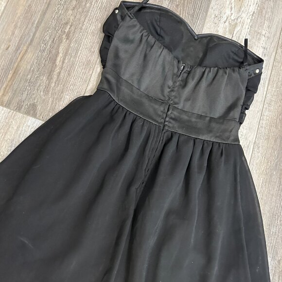 Vintage Papaya Black Strapless Mini Dress Sz S Studded Satin Bodice Goth Witchy‎ - Picture 5 of 6